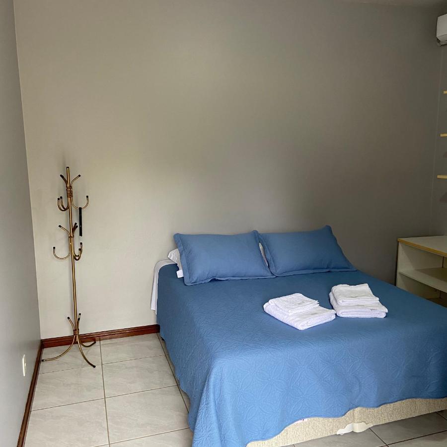 Hospedagem Mafli Apartment Barra do Trombudo Екстериор снимка